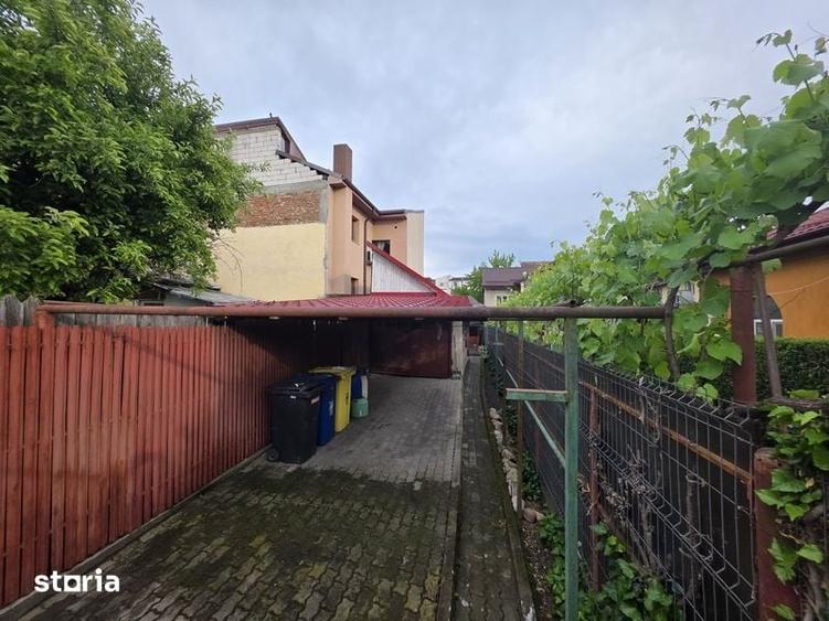 Teren de 155 mp, în Gării