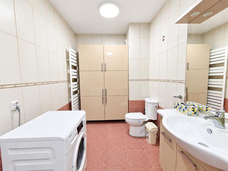 Apartament cu 2 camere decomandat în Faleză
