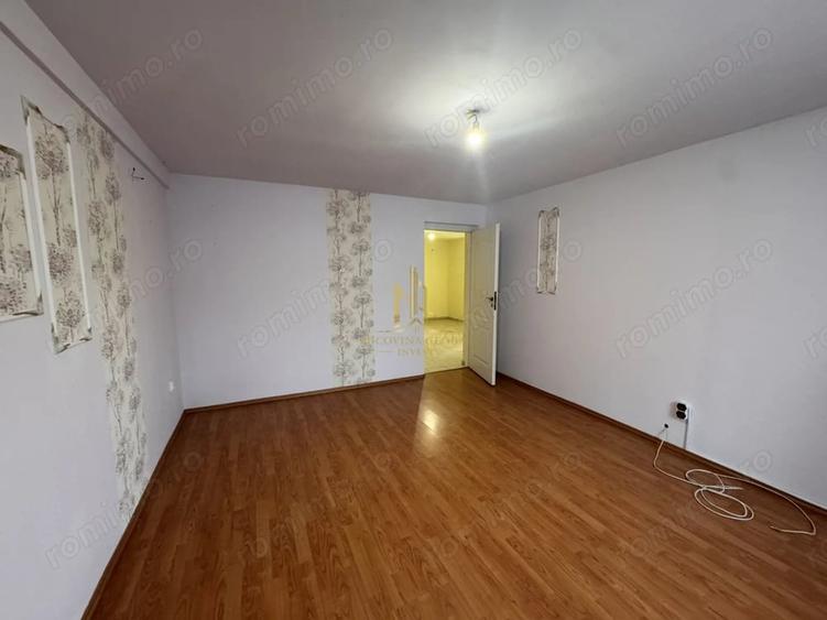 Casă cu 3 camere cu Teren 337 Mp în Central