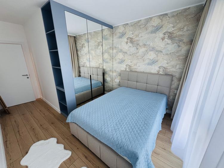 Apartament cu 3 camere decomandat, mobilat în Colentina