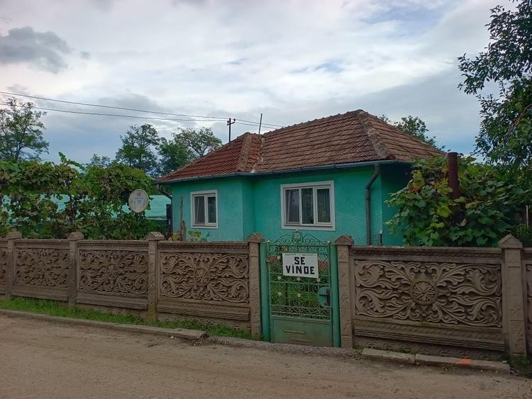 Casă cu 3 camere în Călanu Mic