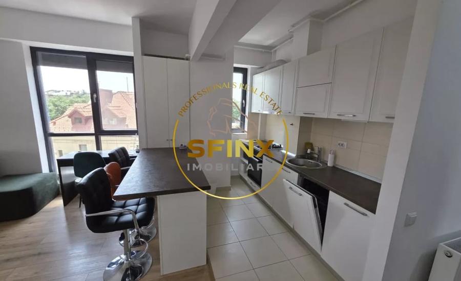 Apartament cu 2 camere semidecomandat, mobilat în Calea Călărașilor