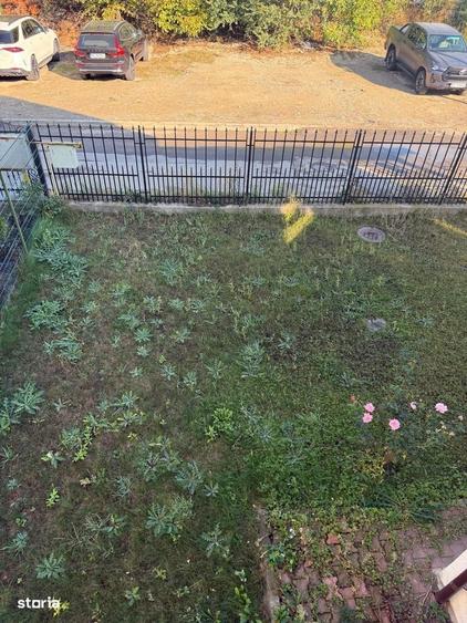 Casă cu 4 camere cu Teren 600 Mp în Calea Moldovei