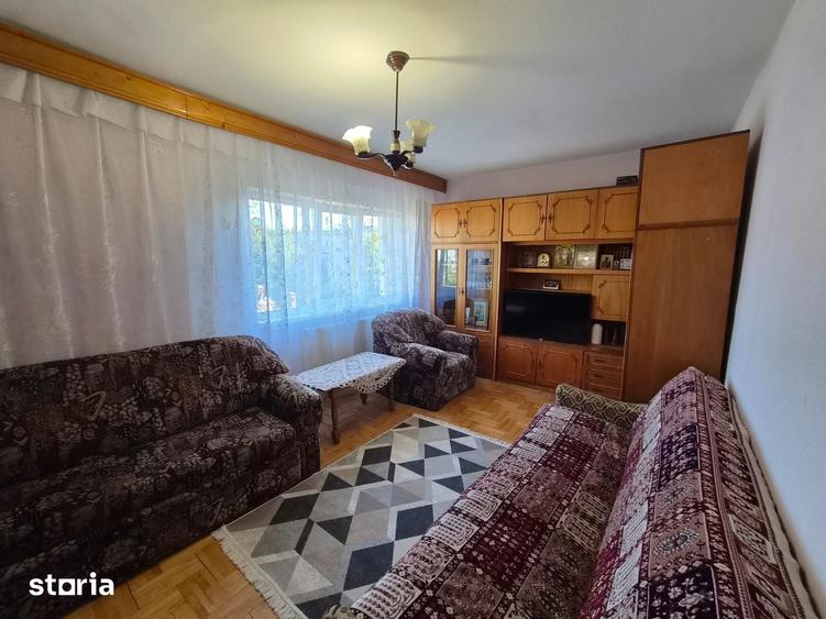 Apartament cu 3 camere decomandat în Bistrița Lac