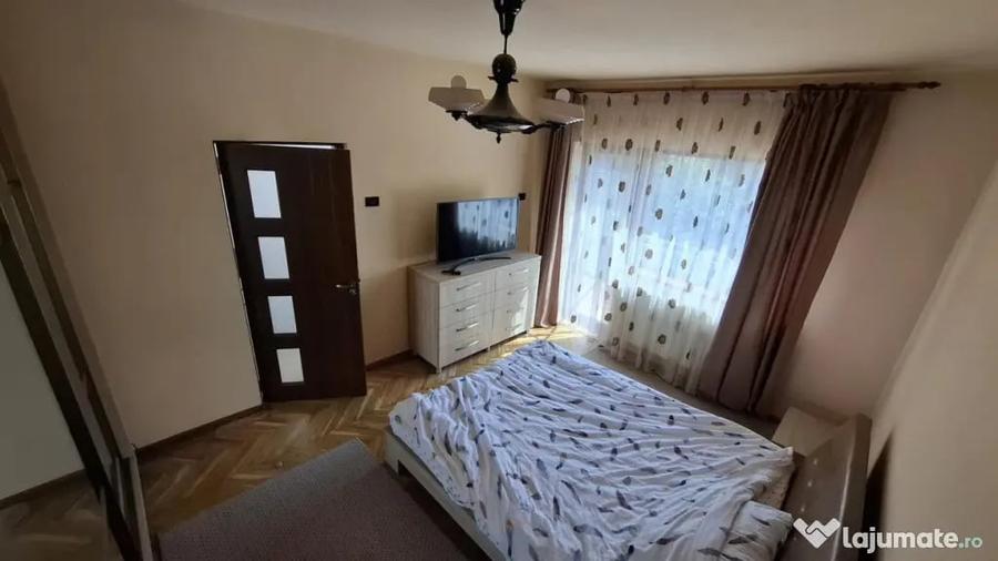 Casă cu 4 camere cu Teren 120 Mp în 1 Mai