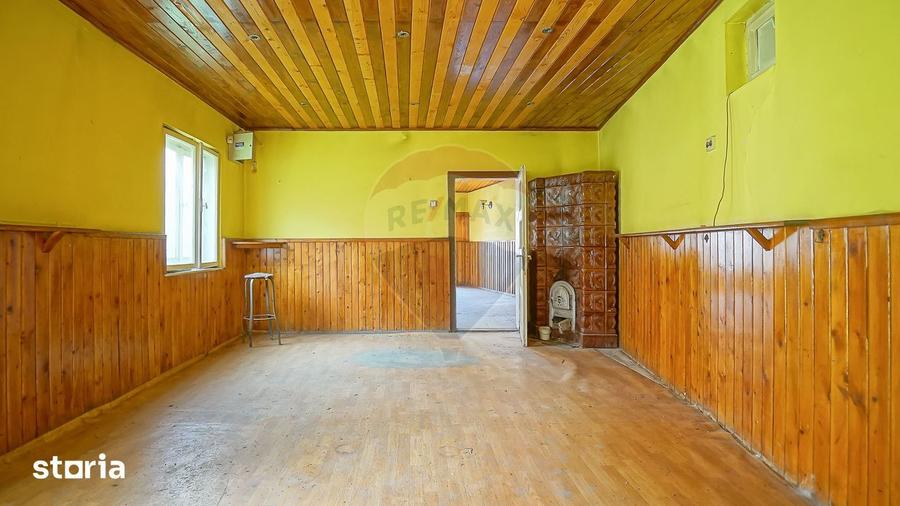 Casă cu 4 camere cu Teren 562 Mp în Tărlungeni
