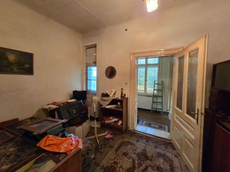 Apartament 4 camere, Zona Cetatii, Curte Comuna, Pivnita mare - 4