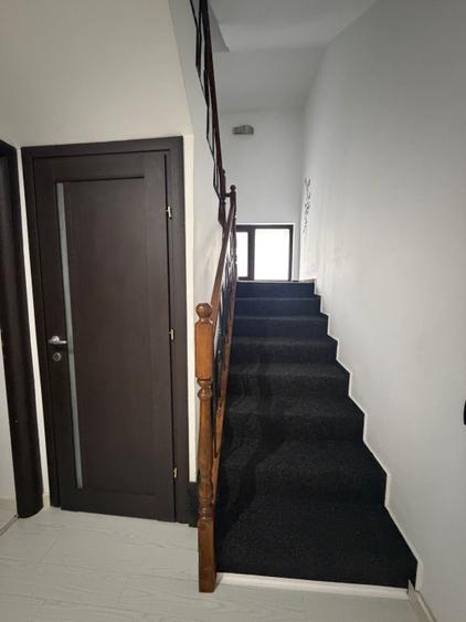 Casă individuală cu 4 camere cu Canalizare în Chiajna