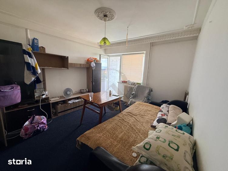 Apartament cu 2 camere decomandat în Independenței