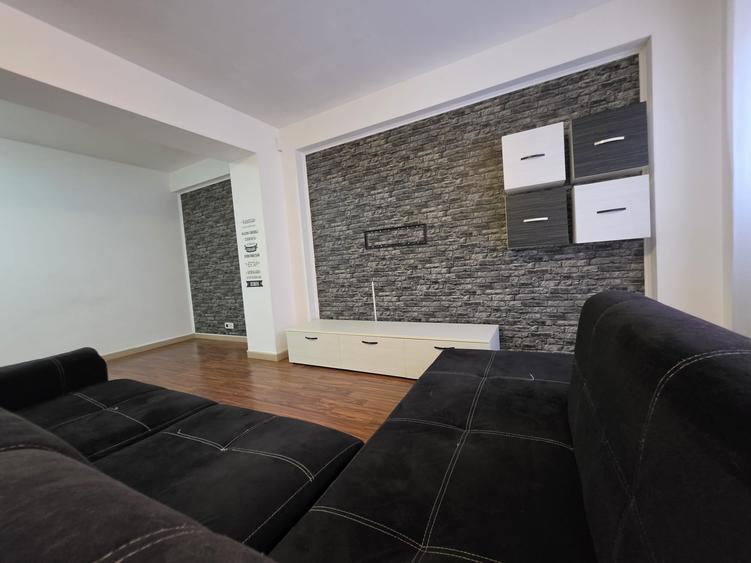 Apartament cu 2 camere semidecomandat în Tomis Nord