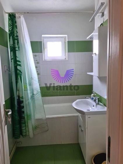 Apartament cu 3 camere decomandat, mobilat în Terezian