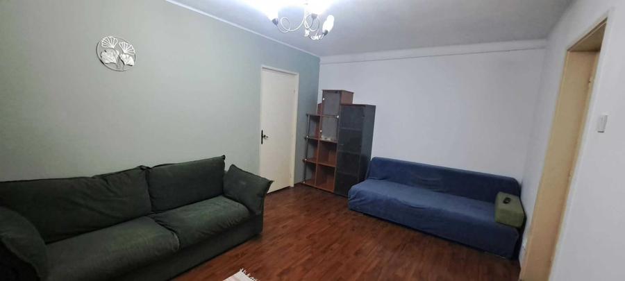 Apartament cu 2 camere semidecomandat în Costin Georgian