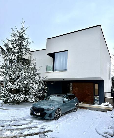 Casă cu 4 camere cu Teren 200 Mp în Corbeanca