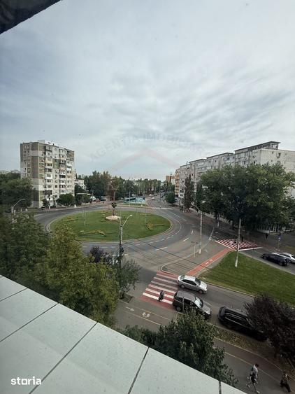 Apartament cu 2 camere decomandat în Micro 21