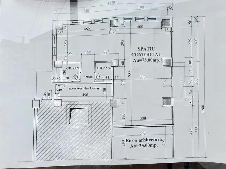 Spațiu comercial, de 75 mp, în Central