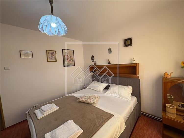 Apartament cu 2 camere decomandat în Ștrand