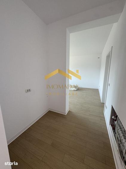 Casă cu 4 camere cu Teren 400 Mp în Sânmihaiu Român