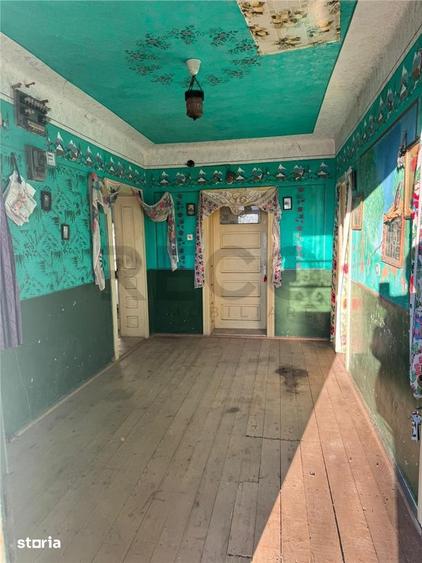Casă cu 4 camere cu Teren 6240 Mp în Bratca