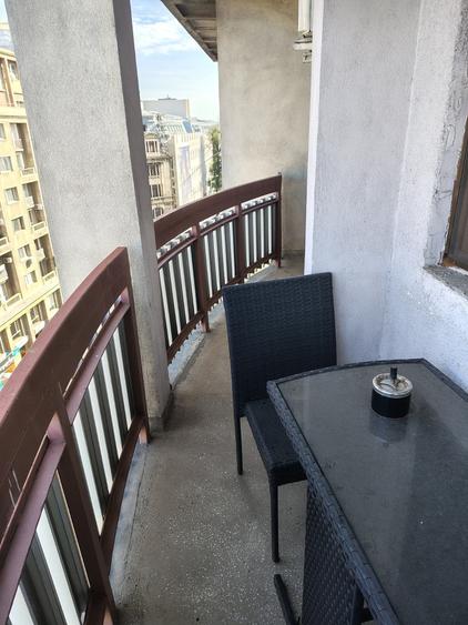 Apartament cu 3 camere decomandat, mobilat în P-ța Universității