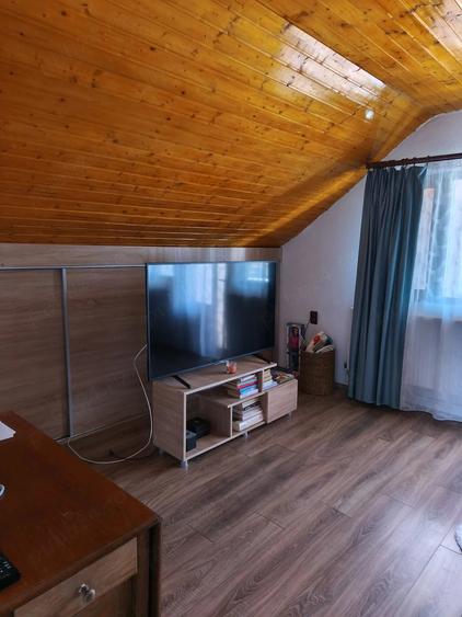 Casă cu Teren 1240 Mp în Central