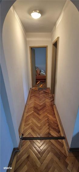 Apartament cu 3 camere semidecomandat în Olimpia-Stadion