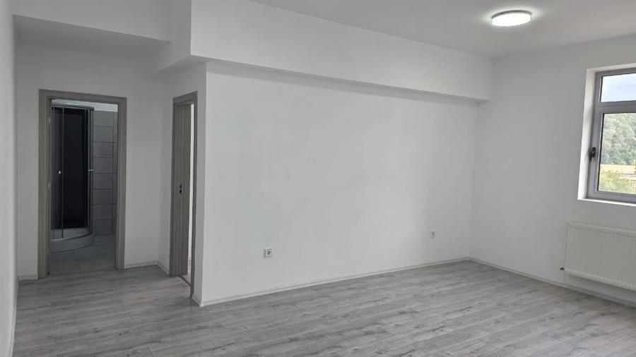 Apartament cu 2 camere decomandat în Centrul Civic