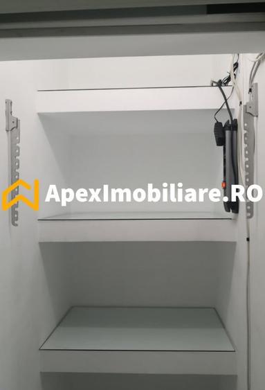 Apartament cu 3 camere decomandat în Gara de Nord