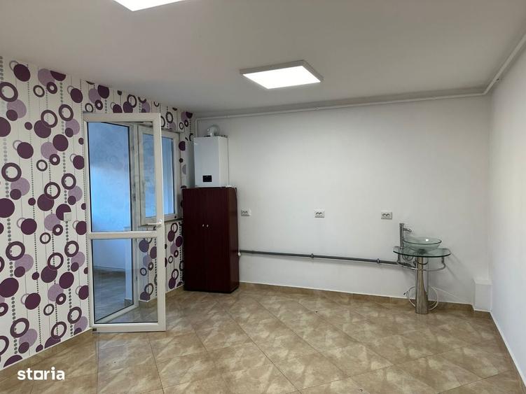 Spațiu comercial, de 45 mp, în Central