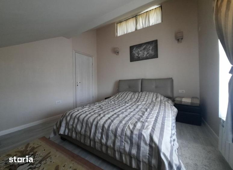 Casă cu 5 camere cu Teren 3001 Mp în Central