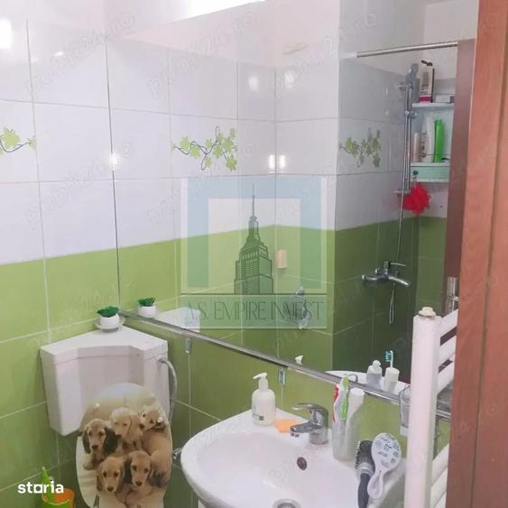 Apartament cu 3 camere decomandat în Uzina 2