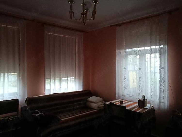 Casă cu 3 camere cu Teren 150 Mp în Dorobanți