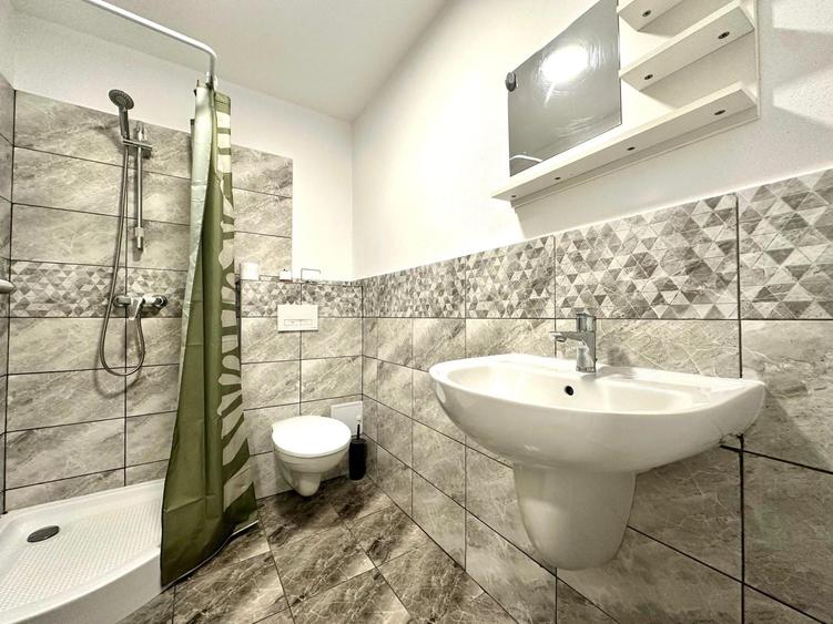 Garsonieră de închiriat | Sânpetru | Curte proprie 20 mp | Parcare - 8