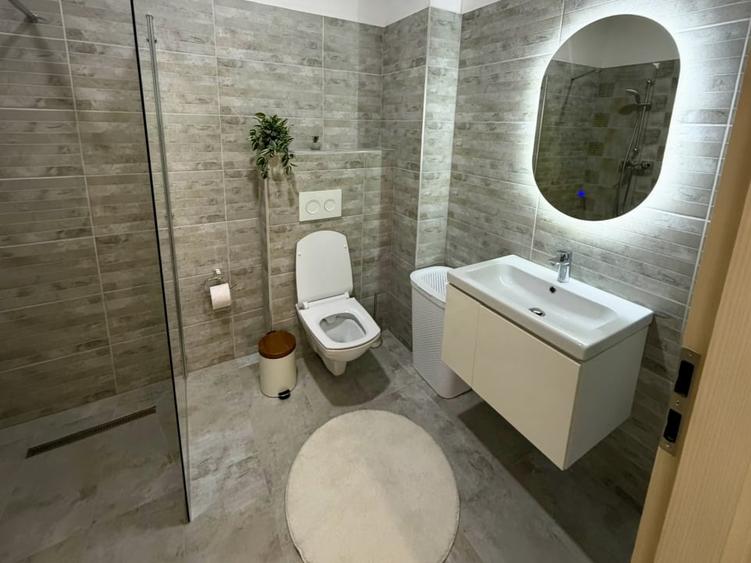Închiriere apartament | 2 camere | Zona - CETATE | etaj 4 | Parcare - 4