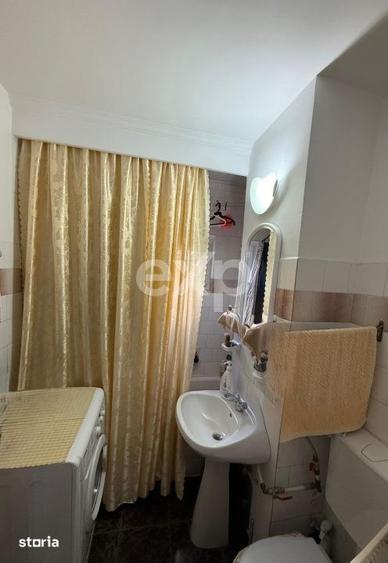 Apartament cu 2 camere decomandat, mobilat în Prundu