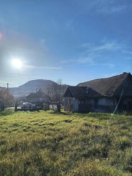 Casă cu Teren 31 Mp în Central