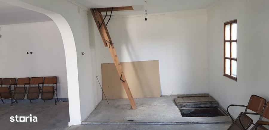 Casă cu 4 camere cu Teren 221 Mp în Corbi
