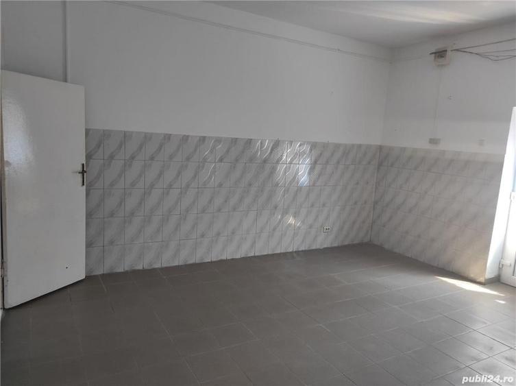 Spațiu comercial, de 36 mp, în Sânnicolau Mare