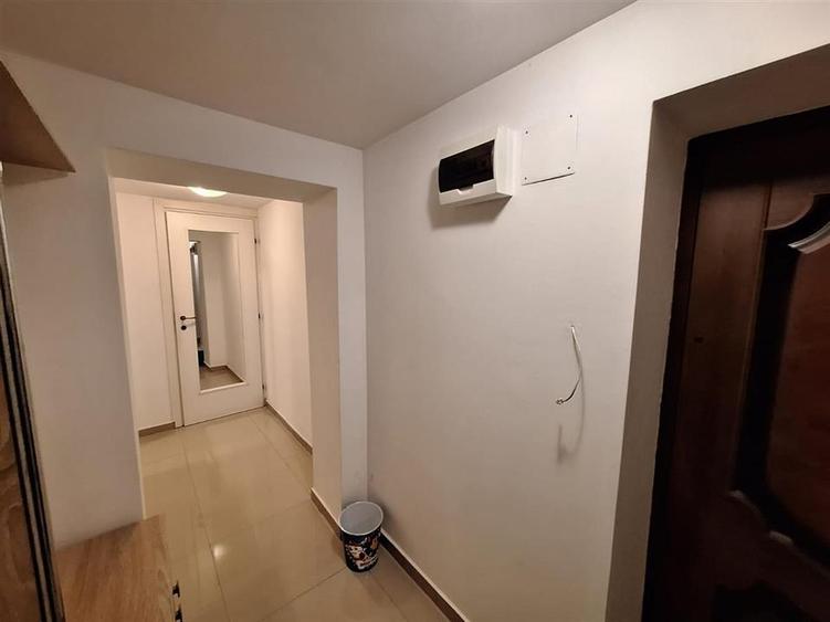 Apartament cu 2 camere decomandat în Tătărași