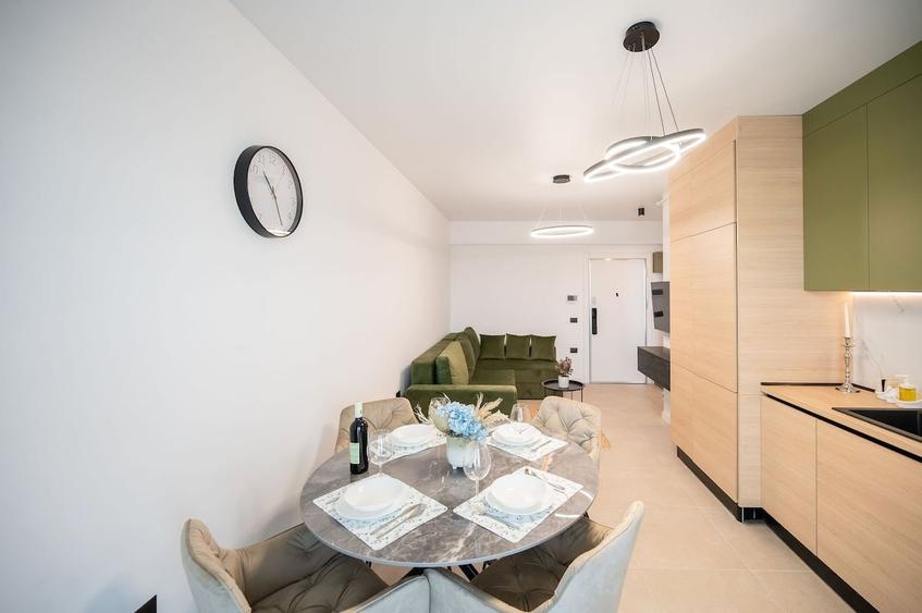 Apartament cu 2 camere decomandat în Mamaia-Sat