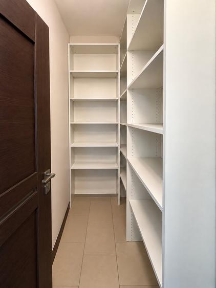 Apartament cu 4 camere decomandat, mobilat în Tomis Nord