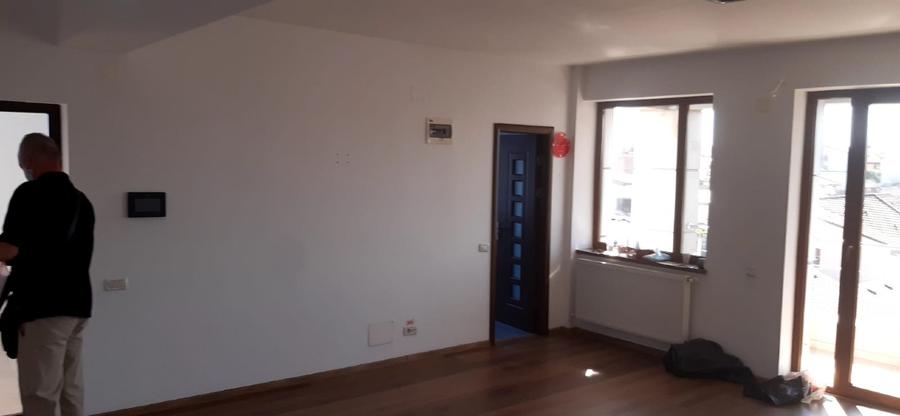 Inchiriez spatiu Birou  - 5