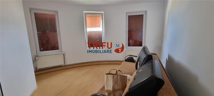 Casă individuală cu 4 camere cu Garaj în Micești