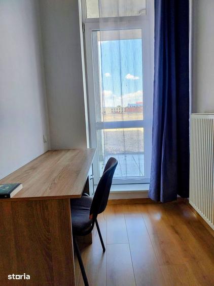 Apartament cu 4 camere semidecomandat în Central
