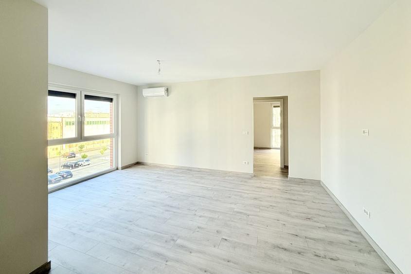 Apartament cu 3 camere decomandat în UTA