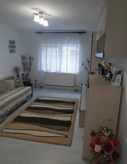 Apartament cu 2 camere decomandat, mobilat în Răcădău