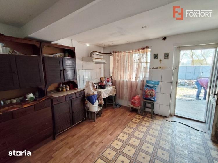 Casă cu 3 camere cu Teren 574 Mp în Est