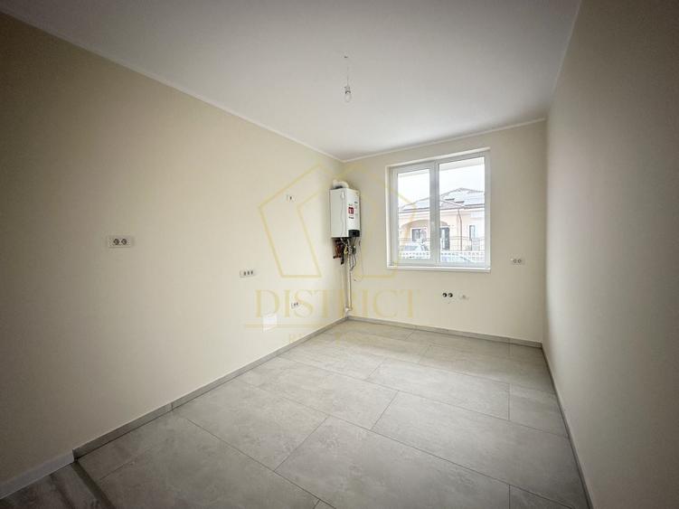 Duplex cu 4 camere cu Canalizare în Giroc