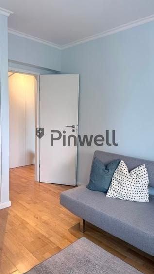 Apartament cu 3 camere decomandat, mobilat în Tei