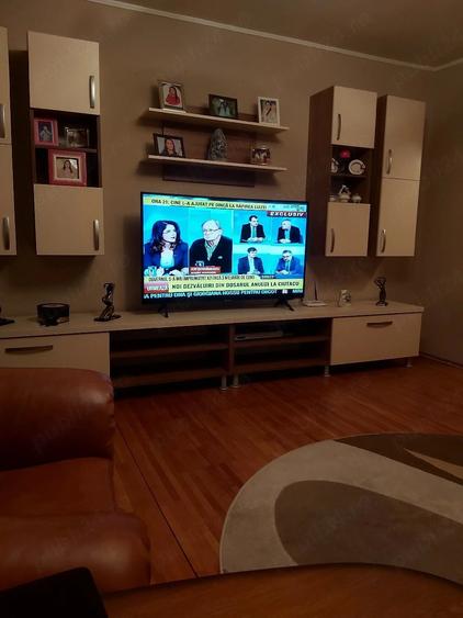 Apartament cu 3 camere semidecomandat în Calea Aradului