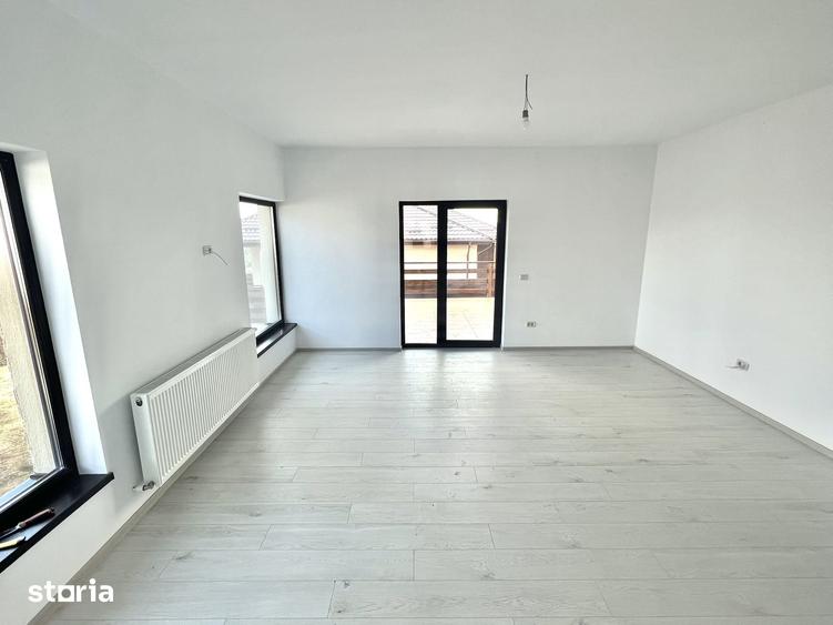 Casă cu 3 camere cu Teren 800 Mp în Valea Lupului